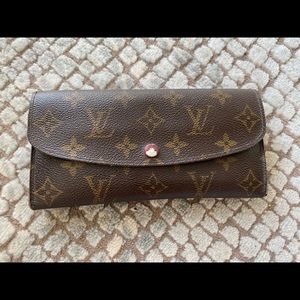 Louis Vuitton Emily Wallet